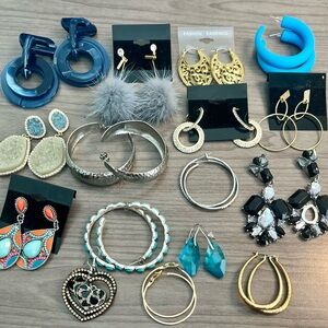 Vintage earrings lot